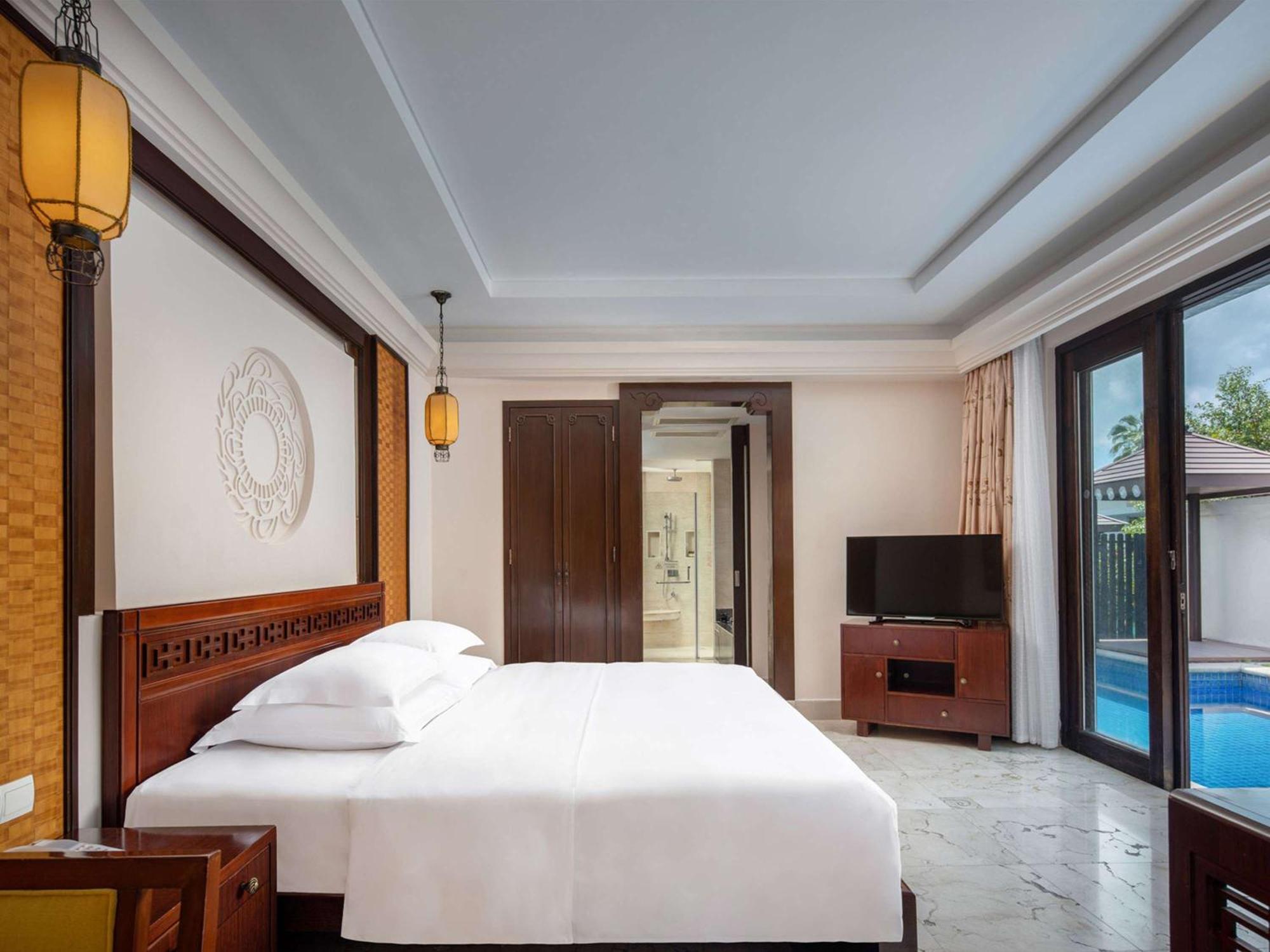 Pullman Sanya Yalong Bay Villas & Resort Exterior photo